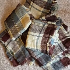 Plaid Fringed Scarf